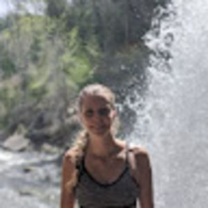 Meet your Posher, Brianna